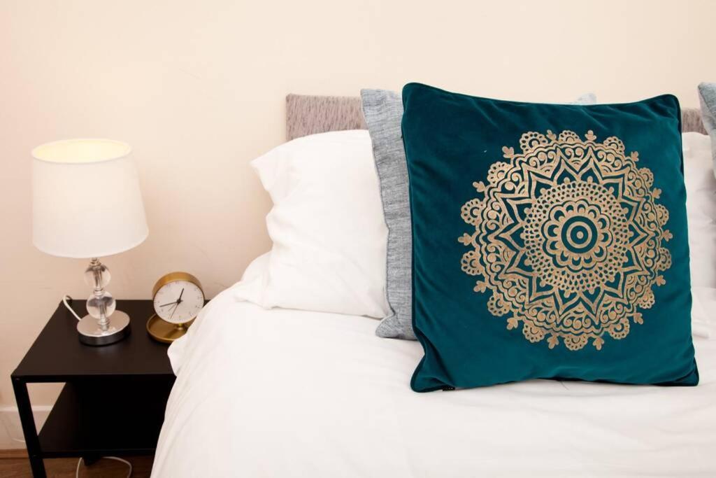 Snug - Logie Baird Apartment Helensburgh Luaran gambar