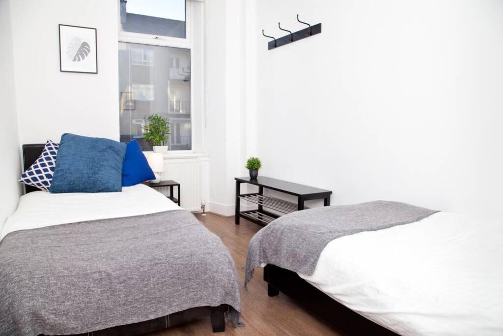 Snug - Logie Baird Apartment Helensburgh Luaran gambar