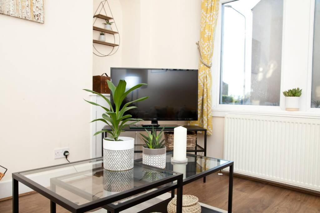 Snug - Logie Baird Apartment Helensburgh Luaran gambar