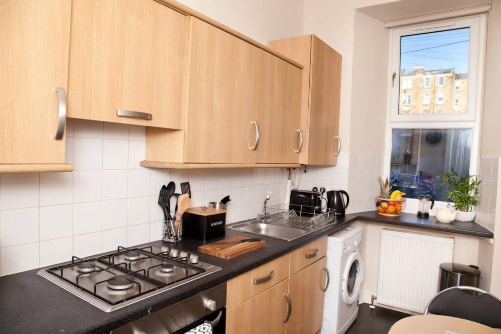 Snug - Logie Baird Apartment Helensburgh Luaran gambar