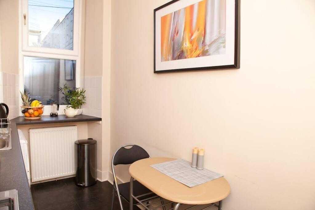 Snug - Logie Baird Apartment Helensburgh Luaran gambar